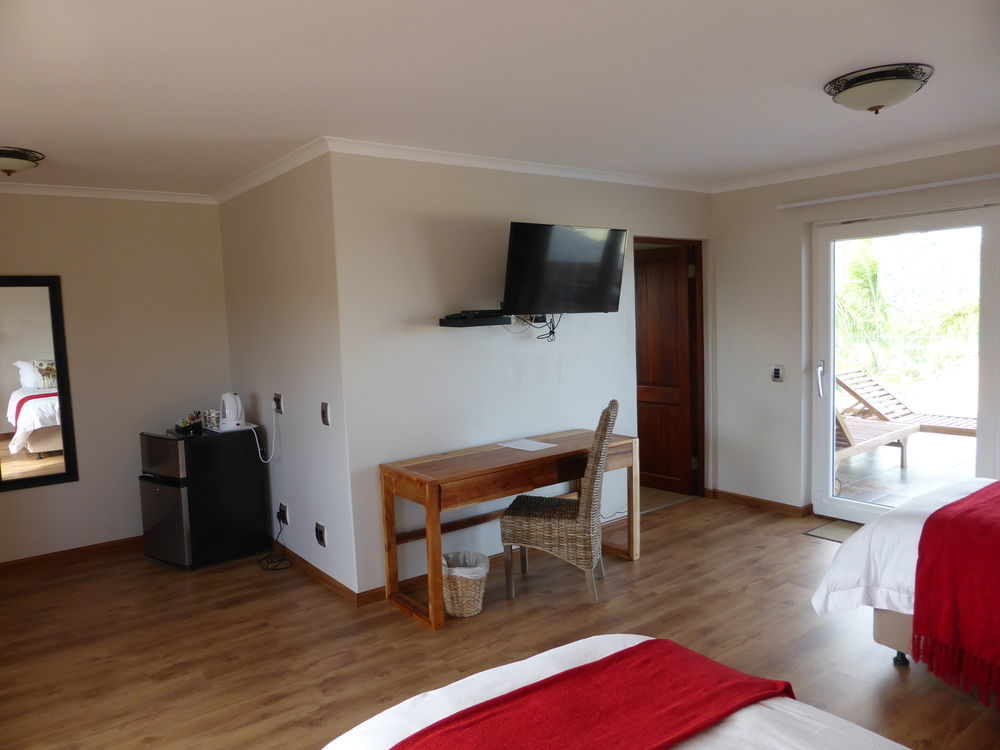 Bed and Breakfast Lala Panzi Plettenberg Bay Esterno foto